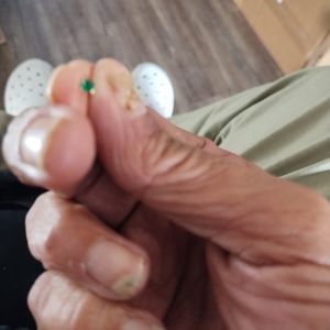 14 kt Solid Yellow Gold 3mm Princess Cut Emerald CZ Earrings